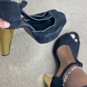 Steve Madden Suede High Heels Brand New